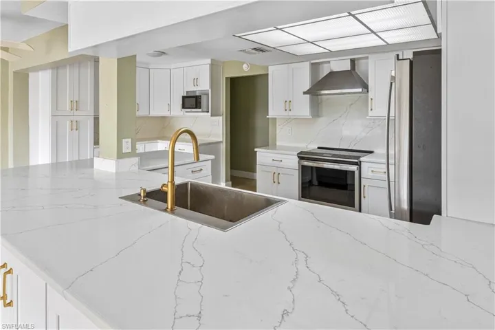 Spacious kitchen