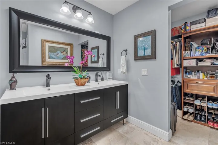 27109 Holly Ln, Bonita Springs, Florida 34135