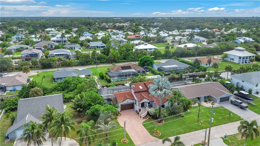 27109 Holly Ln, Bonita Springs, Florida 34135