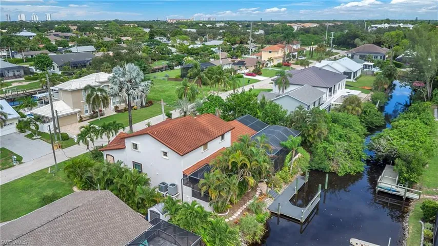 27109 Holly Ln, Bonita Springs, Florida 34135