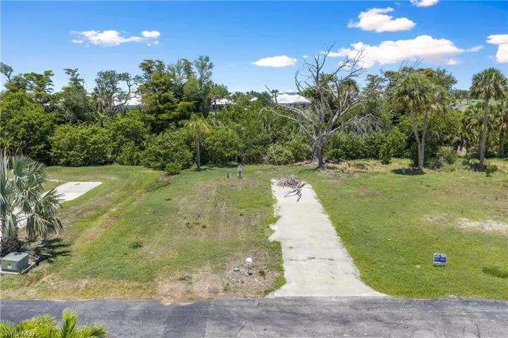 13710 Osprey Dr, Fort Myers, Florida 33908