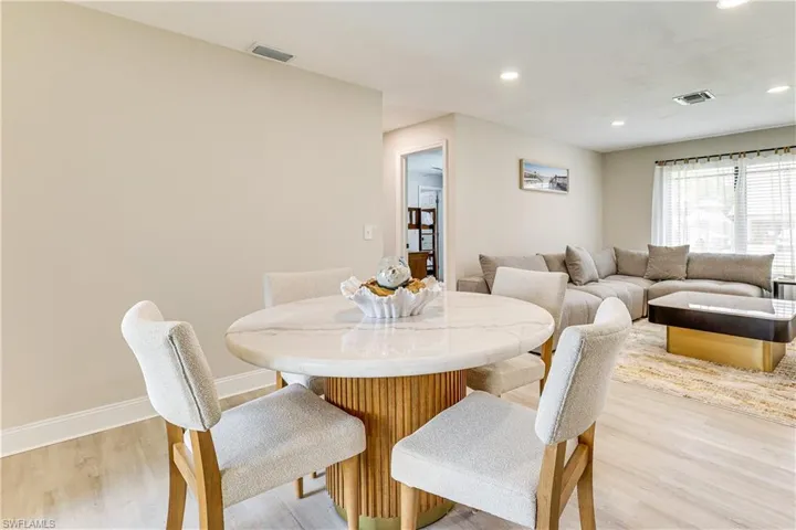 6030 Perthshire Ln, Fort Myers, Florida 33908