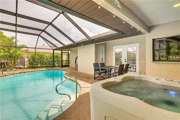 6030 Perthshire Ln, Fort Myers, Florida 33908