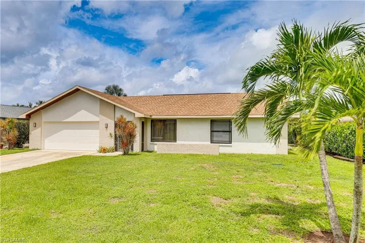 6030 Perthshire Ln, Fort Myers, Florida 33908