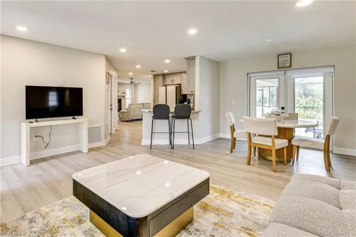 6030 Perthshire Ln, Fort Myers, Florida 33908