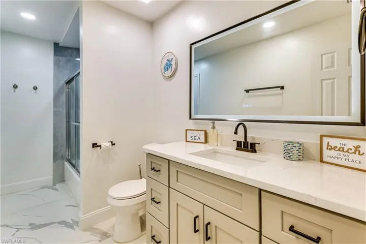 6030 Perthshire Ln, Fort Myers, Florida 33908