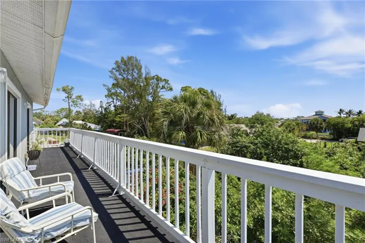 27099 Holly Ln, Bonita Springs, Florida 34135