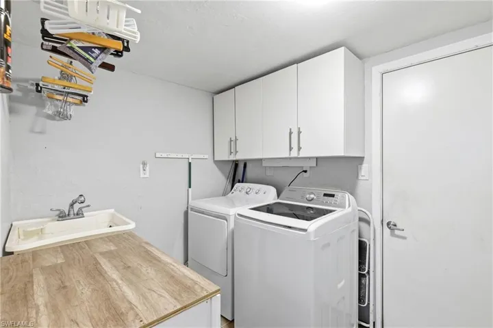 27099 Holly Ln, Bonita Springs, Florida 34135
