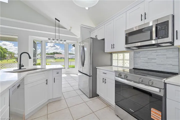 17911 Bermuda Dunes Dr, Fort Myers, Florida 33967