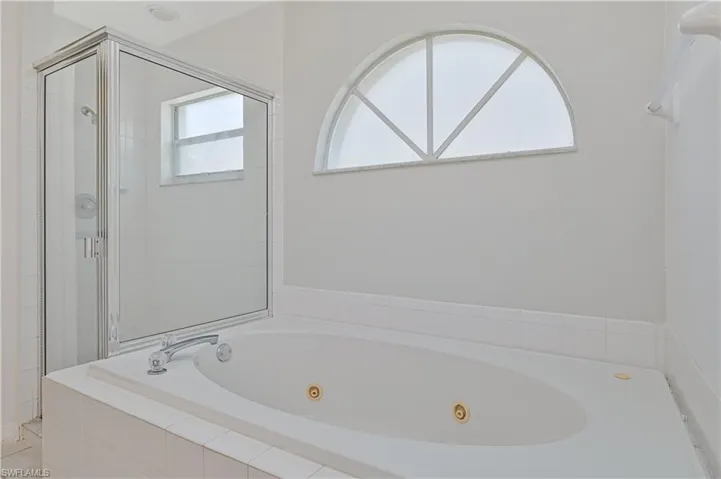 17911 Bermuda Dunes Dr, Fort Myers, Florida 33967