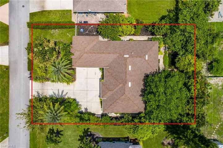 Birds eye view of property