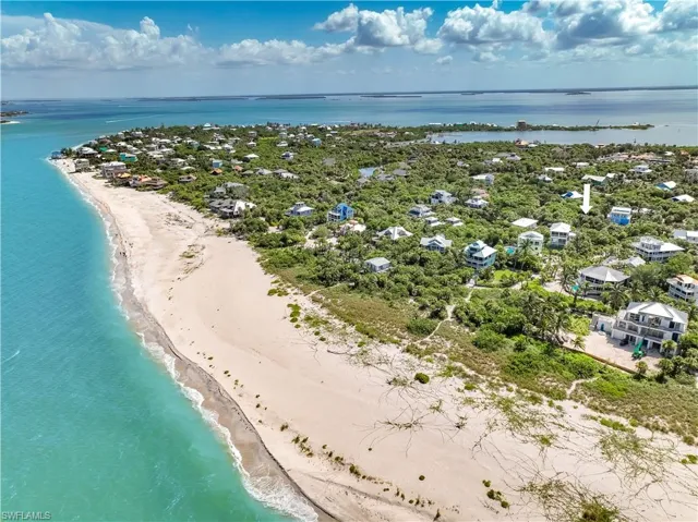 552 Coral Cir, Upper Captiva, Florida 33924