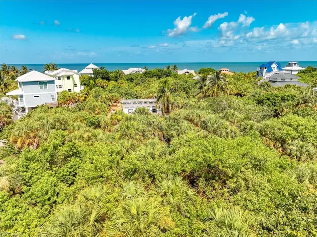 552 Coral Cir, Upper Captiva, Florida 33924