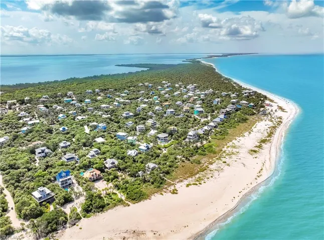 552 Coral Cir, Upper Captiva, Florida 33924
