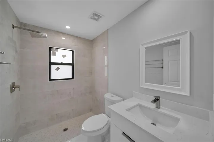 2926 NW 26th  TER, Cape Coral, FL 33993