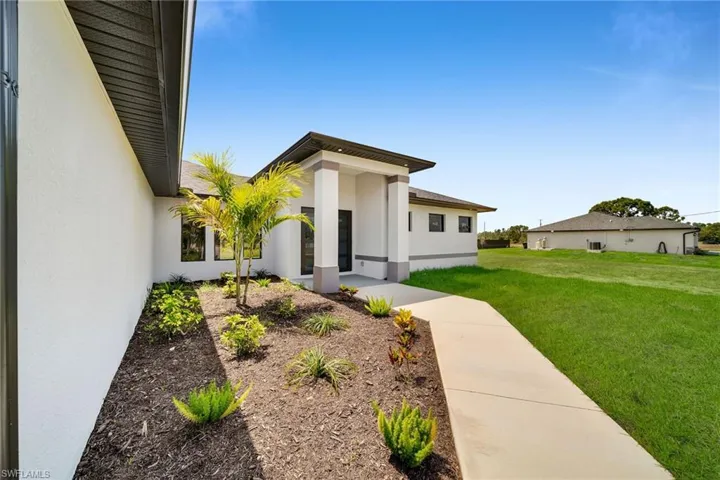 2926 NW 26th  TER, Cape Coral, FL 33993