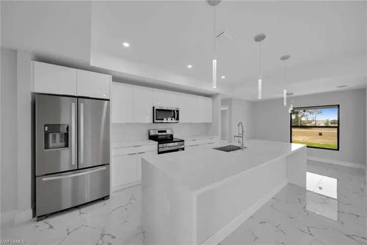 2926 NW 26th  TER, Cape Coral, FL 33993
