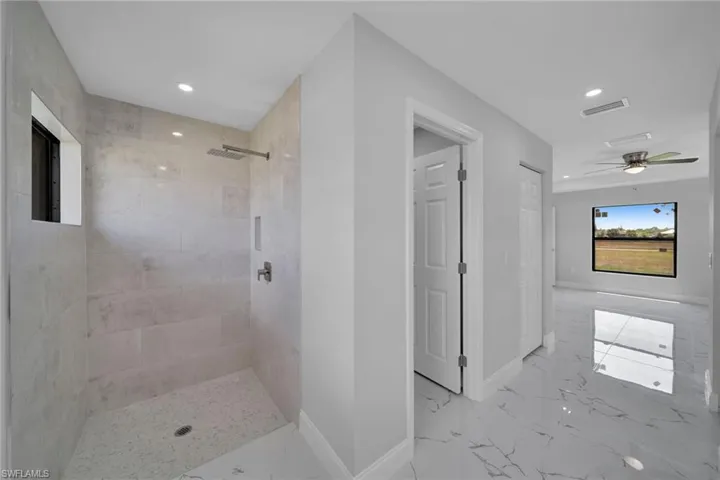 2926 NW 26th  TER, Cape Coral, FL 33993