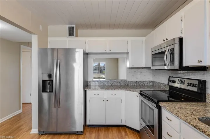 6771  Panther  LN, Fort Myers, FL 33919