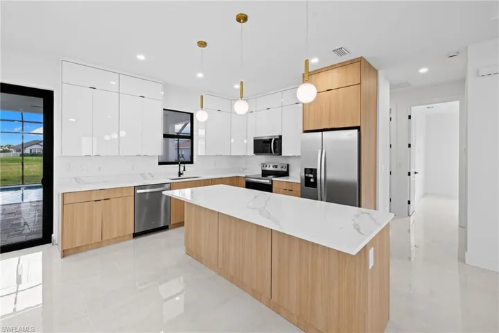 2035 NW Embers  TER, Cape Coral, FL 33993