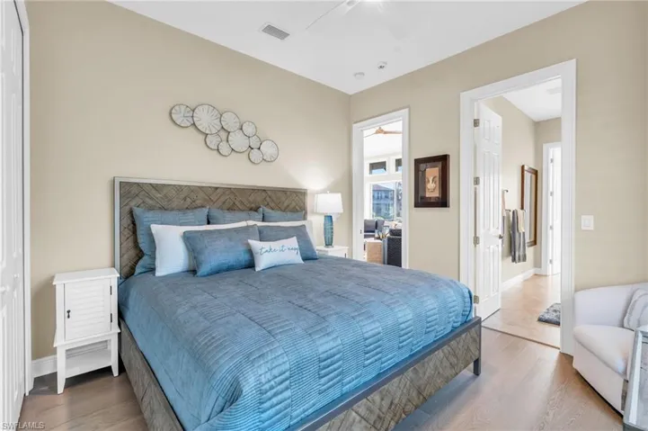 Guest Bedroom w/ En Suite