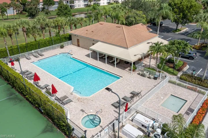 MAIN POOL/ SPA CLUB HOUSE