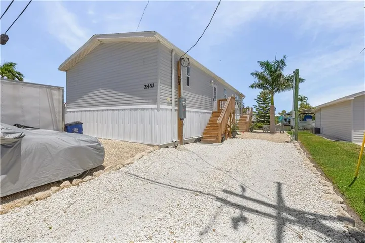 2452 York Rd, St. James City, Florida 33956