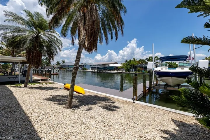 2452 York Rd, St. James City, Florida 33956