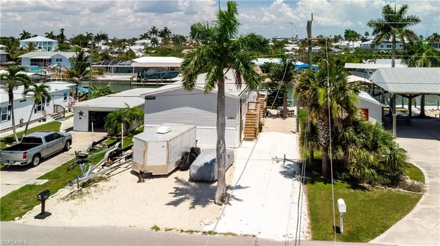 2452 York Rd, St. James City, Florida 33956