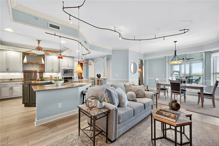 Open Floor Plan - Great For Entertaining