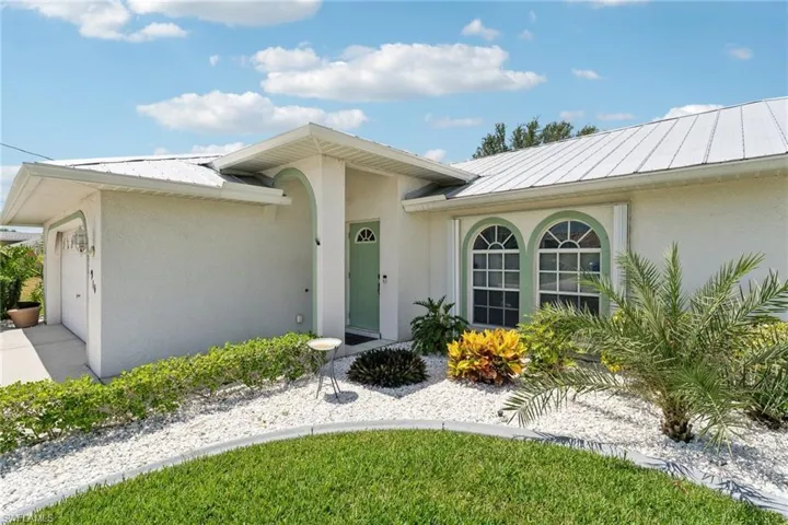 914 Sw 3rd Ave, Cape Coral, Florida 33991