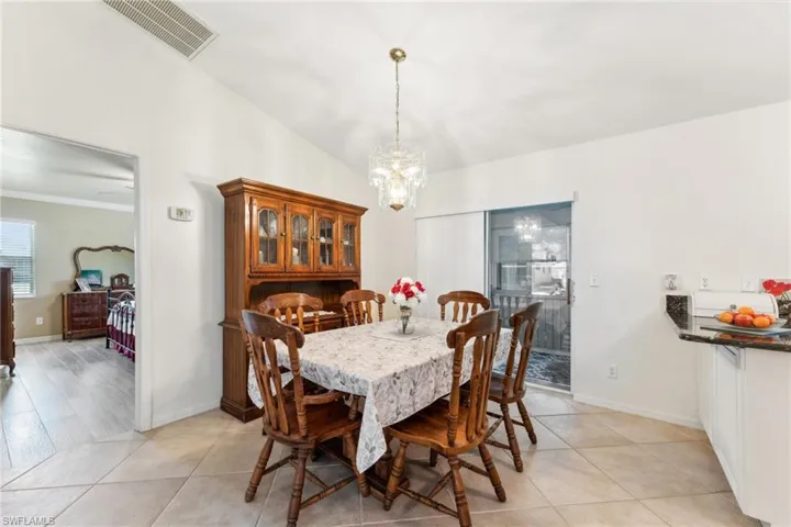 914 Sw 3rd Ave, Cape Coral, Florida 33991