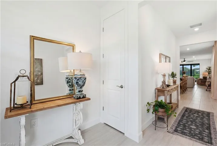1940 Sierra Ct, Naples, Florida 34120