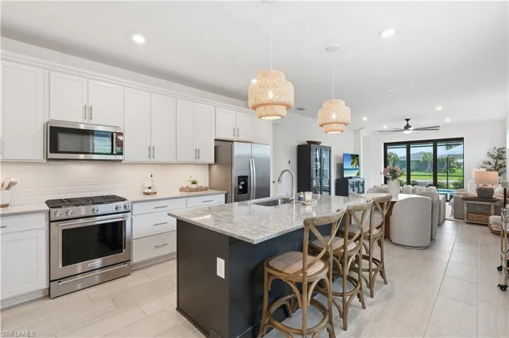 1940 Sierra Ct, Naples, Florida 34120