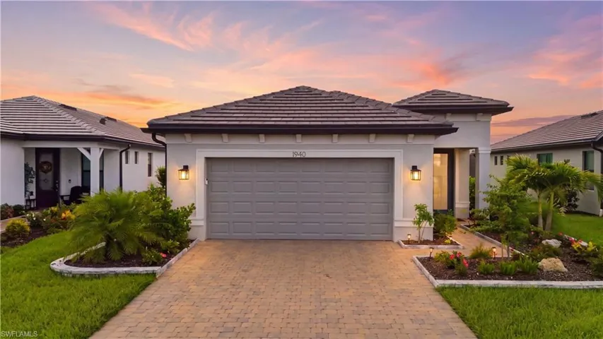 1940 Sierra Ct, Naples, Florida 34120