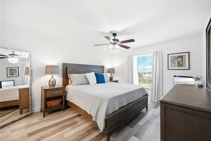 4200 Belair Ln 303, Naples, Florida 34103