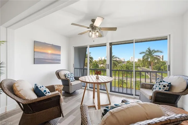4200 Belair Ln 303, Naples, Florida 34103
