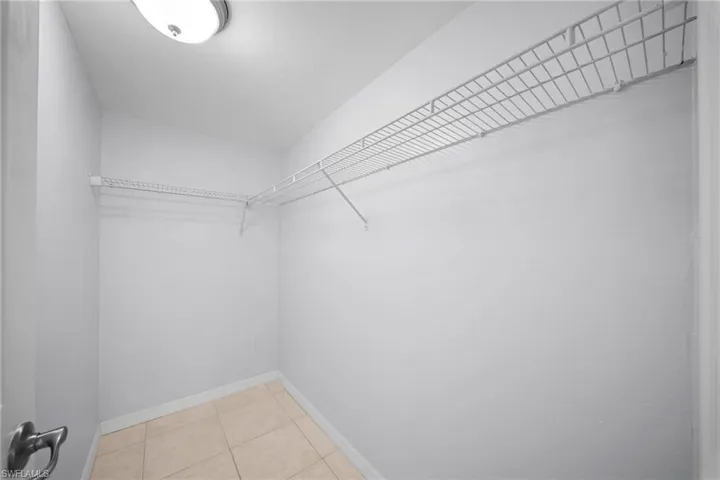 4807 Sunset Ct 405, Cape Coral, Florida 33904