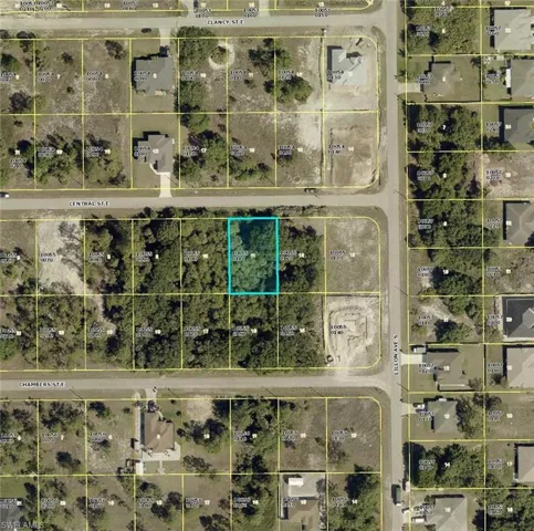 760 Central St E, Lehigh Acres, Florida 33974