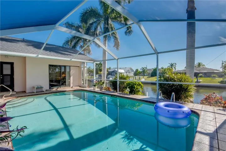 1907 Se 10th Ave, Cape Coral Fl 33990