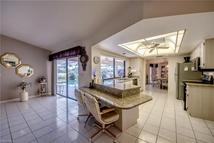 1907 Se 10th Ave, Cape Coral Fl 33990