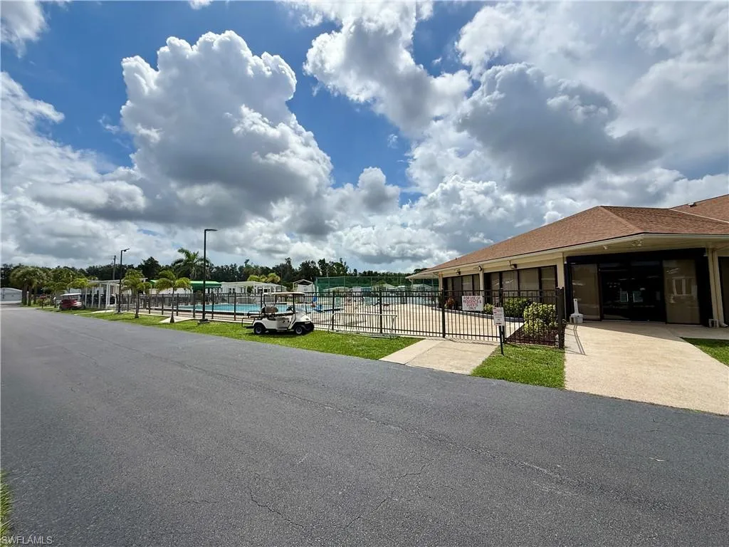 8559 Pepperwood DR, Estero, FL 33928,225059177