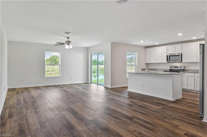 849 Sea Urchin CIR, FORT MYERS FL 33913