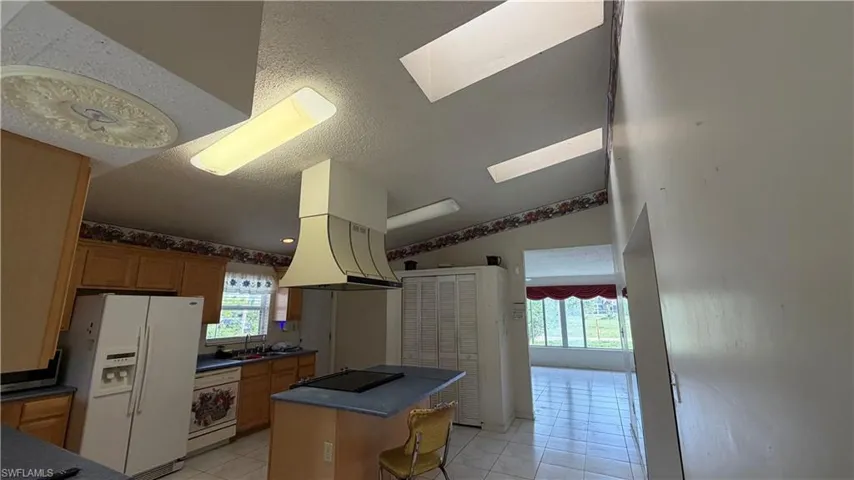 2815 Nw 26th Ter, Cape Coral, Florida 33993