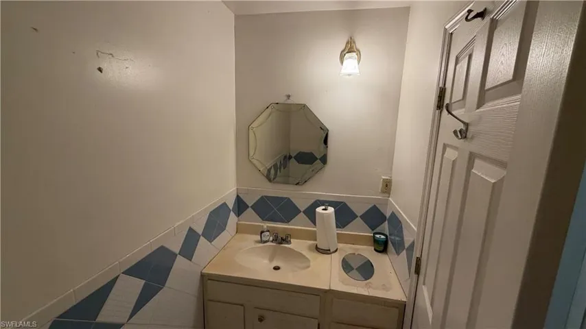 2815 Nw 26th Ter, Cape Coral, Florida 33993