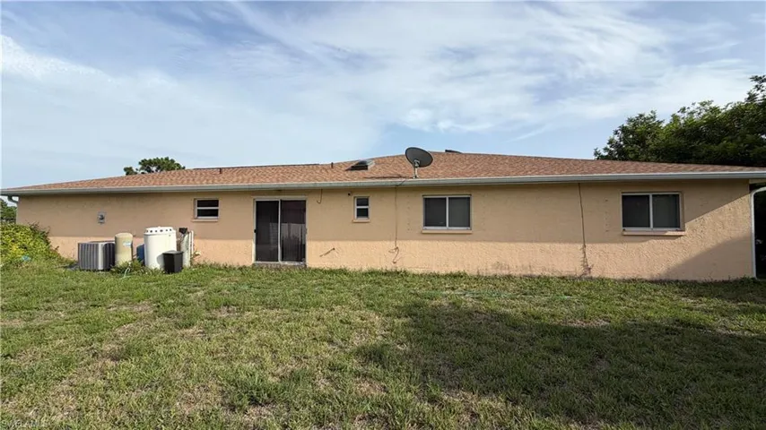 2815 Nw 26th Ter, Cape Coral, Florida 33993
