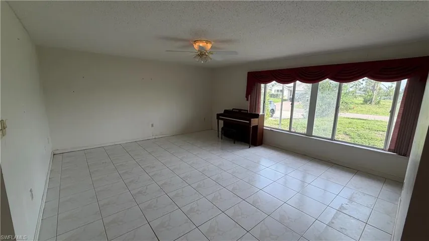 2815 Nw 26th Ter, Cape Coral, Florida 33993