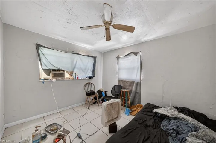1904  Fountain  ST, Fort Myers, FL 33916