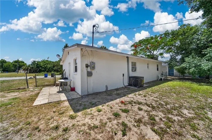 1904 Fountain St, Fort Myers, Florida 33916