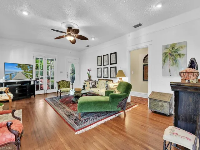 2747  Providence  ST, Fort Myers, FL 33916